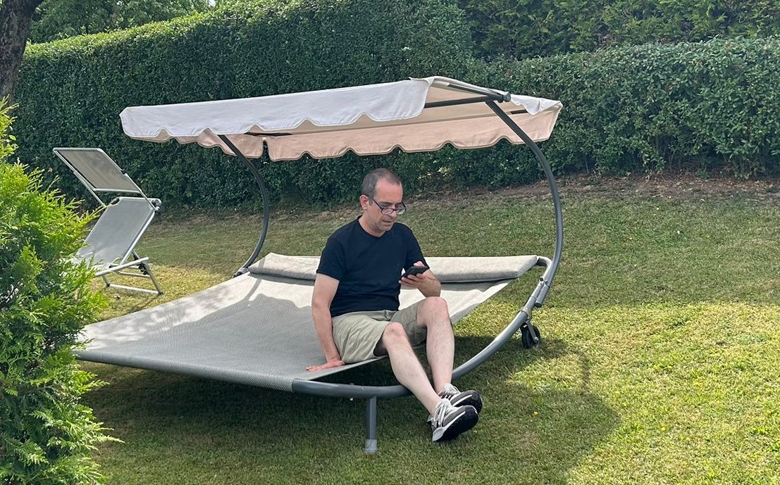 Alex liest